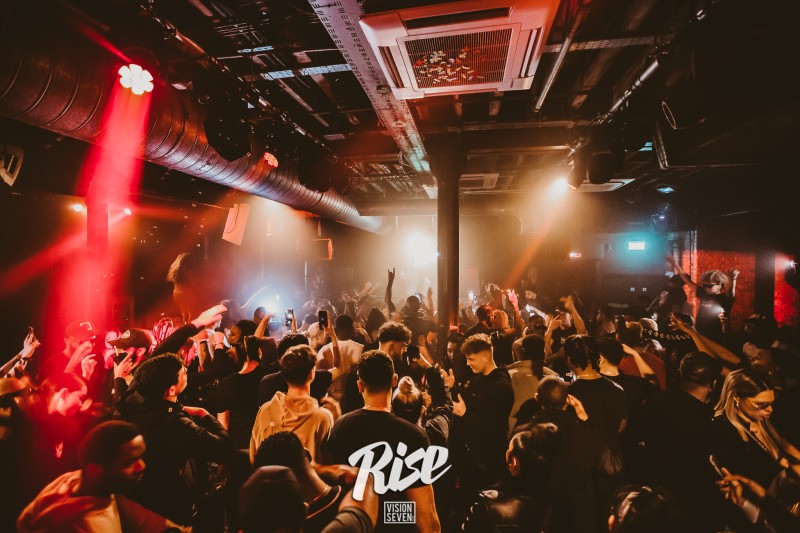 Rise : Christmas Special
